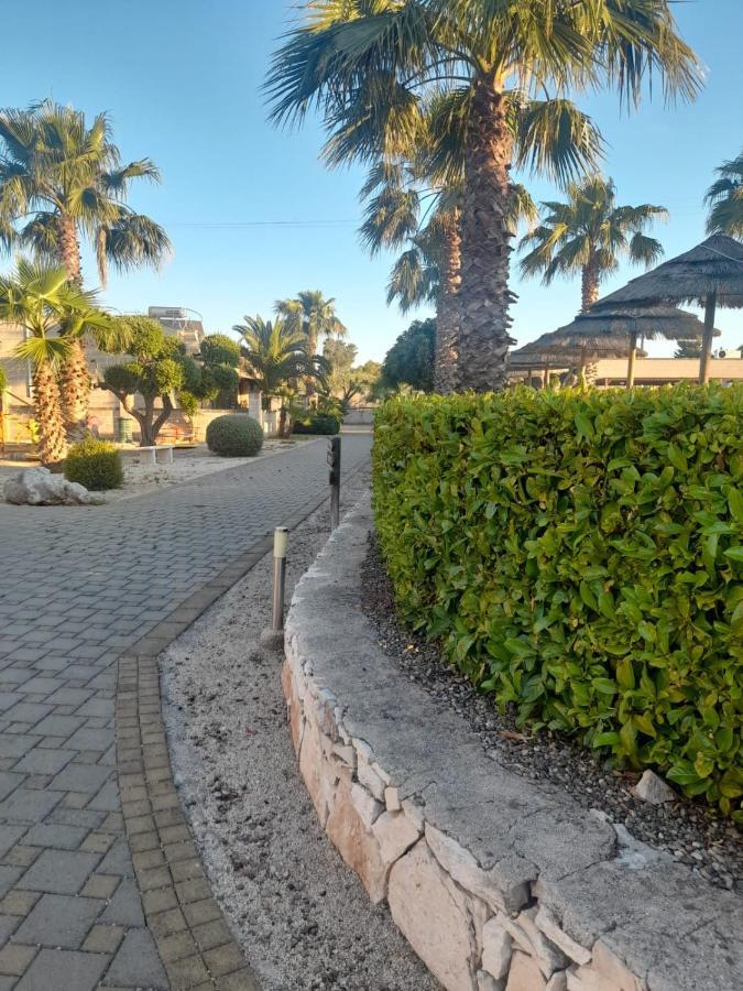 Oasi Del Visir Resort San Vito dei Normanni Esterno foto